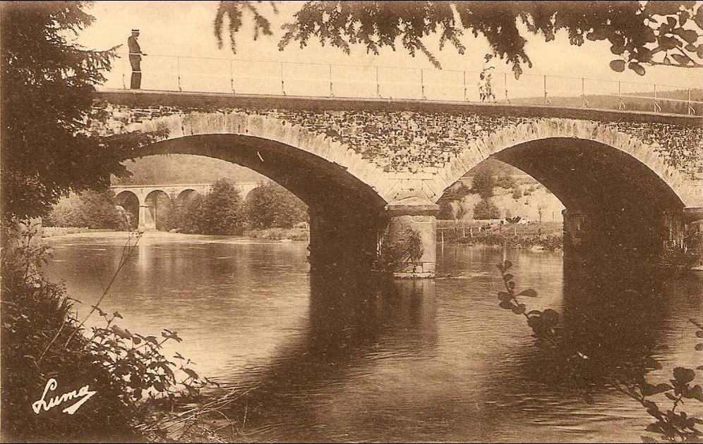 Pre-war postcard of the Amblève bridge at Cheneux